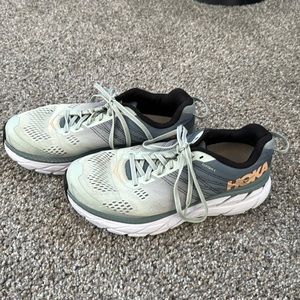 Hoka Clifton 6 ladies size 8w
